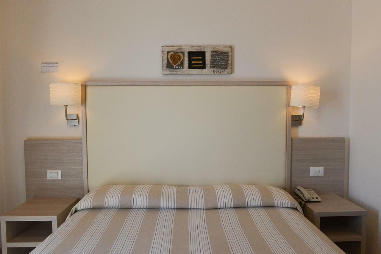 Hotel Conchiglia Lido di Jesolo Exterior photo